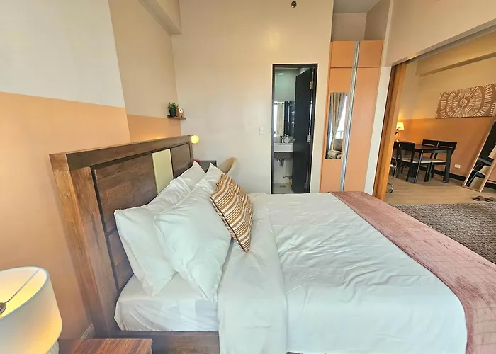 Apartahotel Terracota Glow 1br Near Greenbelt Mall